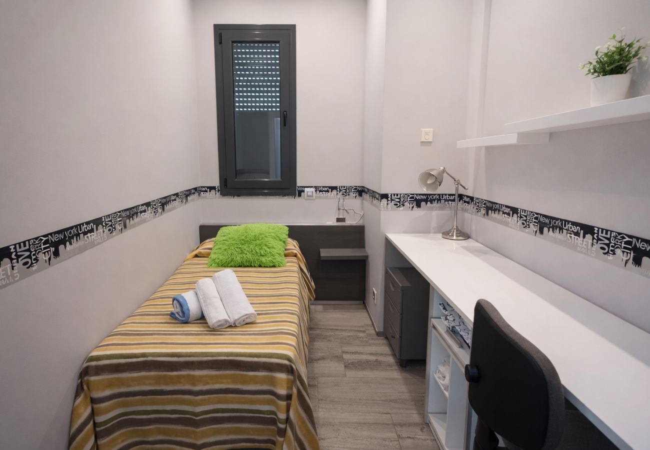 Villa à Sils -  Merveille moderne - à 26km des plages de la Costa Brava!