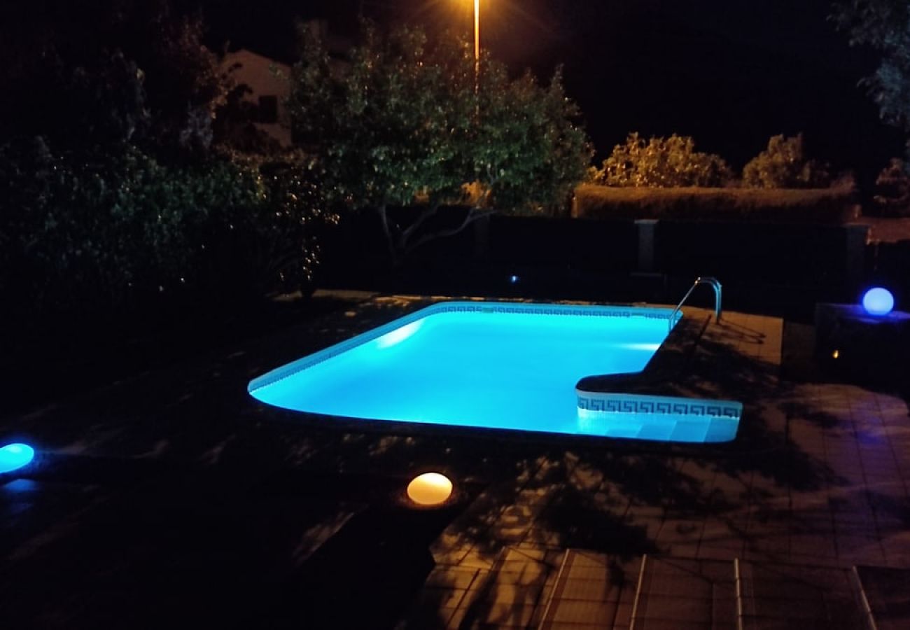 Villa à Sentmenat -  Superbe villa avec piscine privée à 33 km de Barcelone!