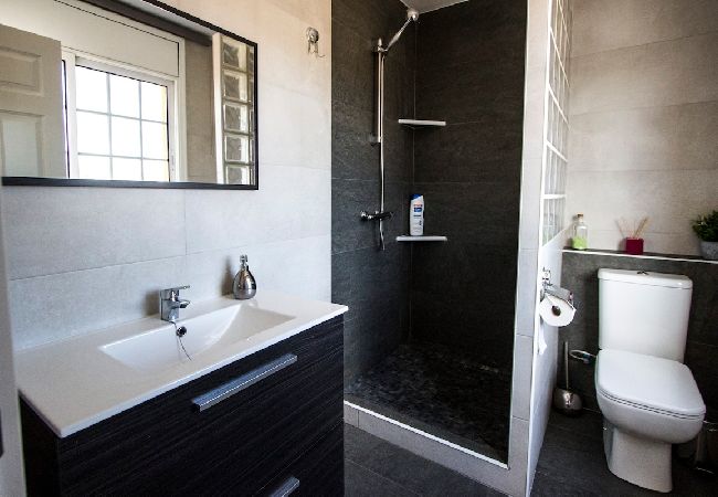 Villa à Rubí -  Détente & Recharge - à 34km de Barcelone! Villa à Rubí -  Détente & Recharge - à 34km de Barcelone!