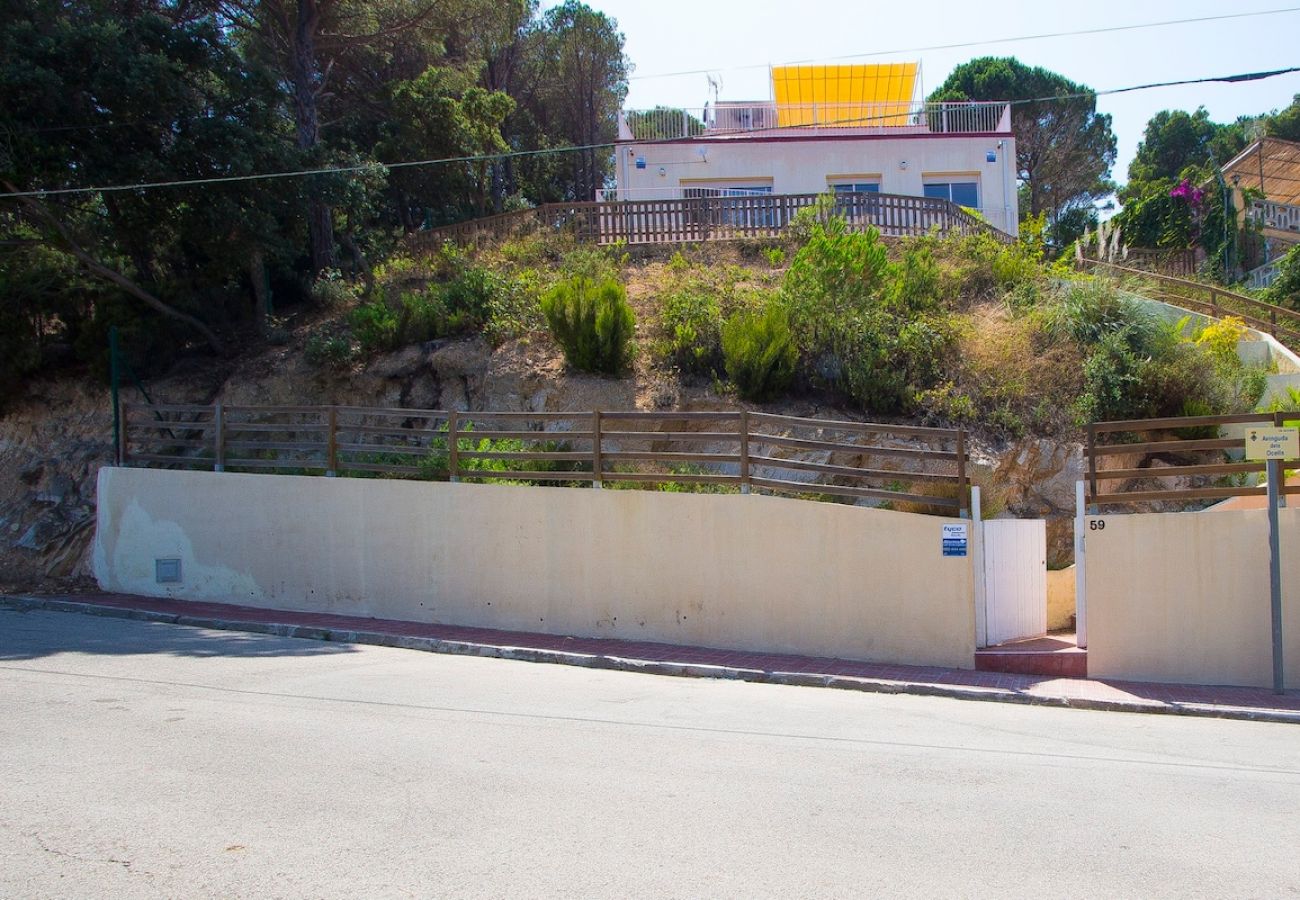 Villa à Lloret de Mar - Amusement et folie à Lloret del Mar à 3,5 km de la plage!