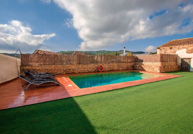 Villa à La Bisbal del Penedés -  Villa captivante au milieu des vignes, proche de Sitges