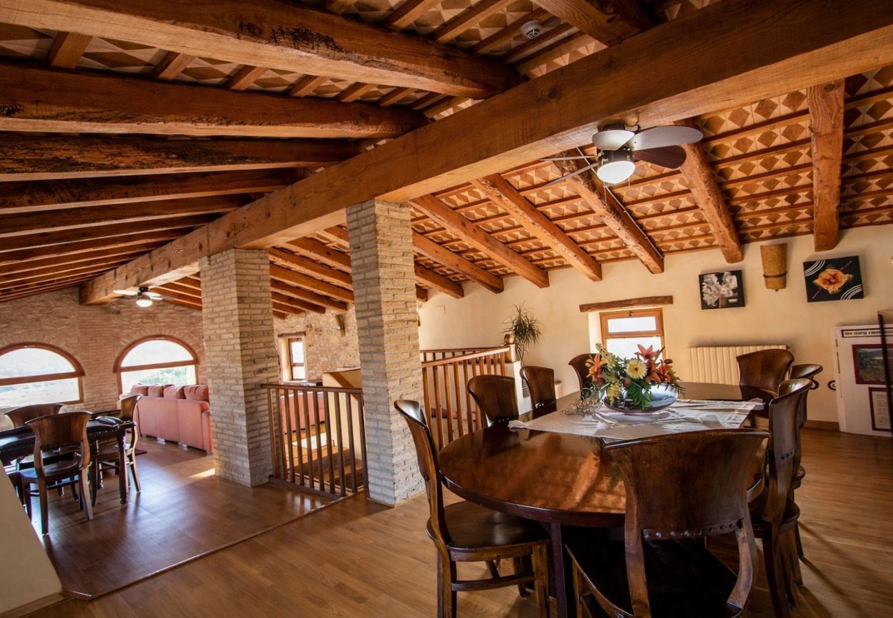 Villa à La Bisbal del Penedés -  Villa captivante au milieu des vignes, proche de Sitges