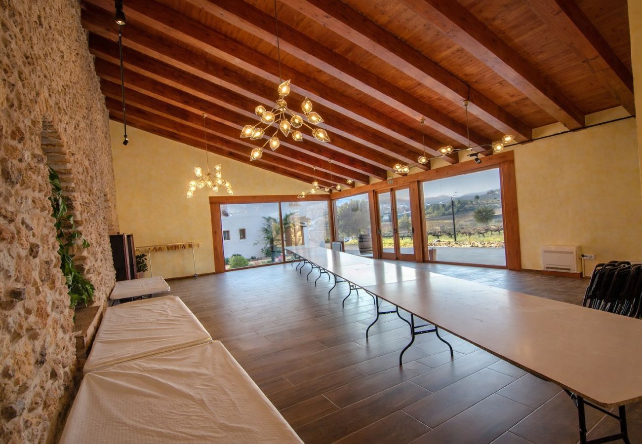 Villa à La Bisbal del Penedés -  Villa captivante au milieu des vignes, proche de Sitges