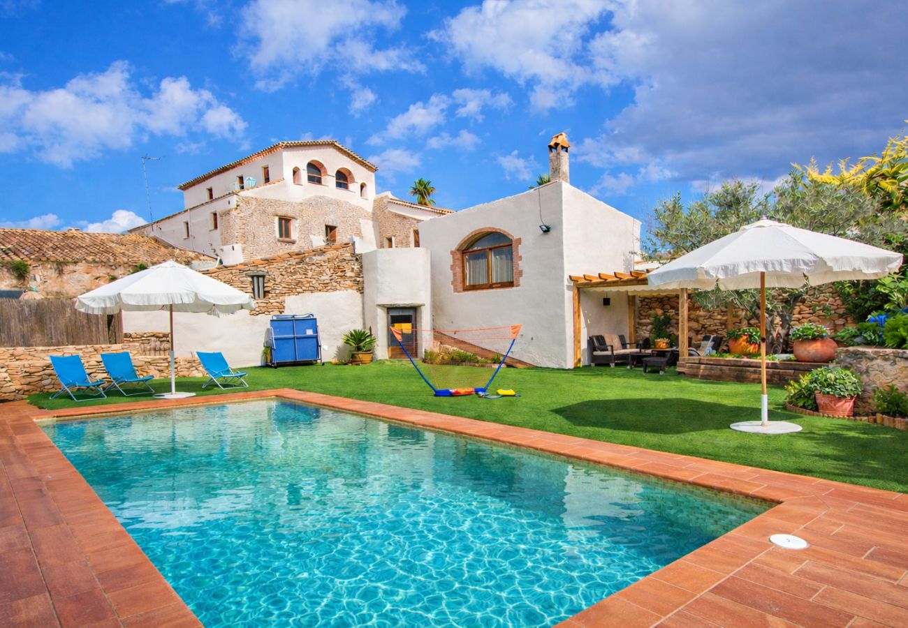 Villa à La Bisbal del Penedés -  Villa captivante au milieu des vignes, proche de Sitges
