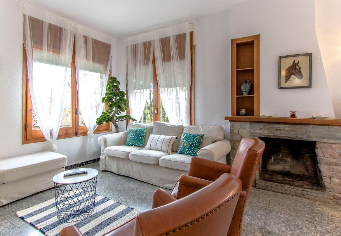 Villa à Sant Cugat del Vallès - Super Sant Cugat avec piscine à seulement 15 km de Barcelone !