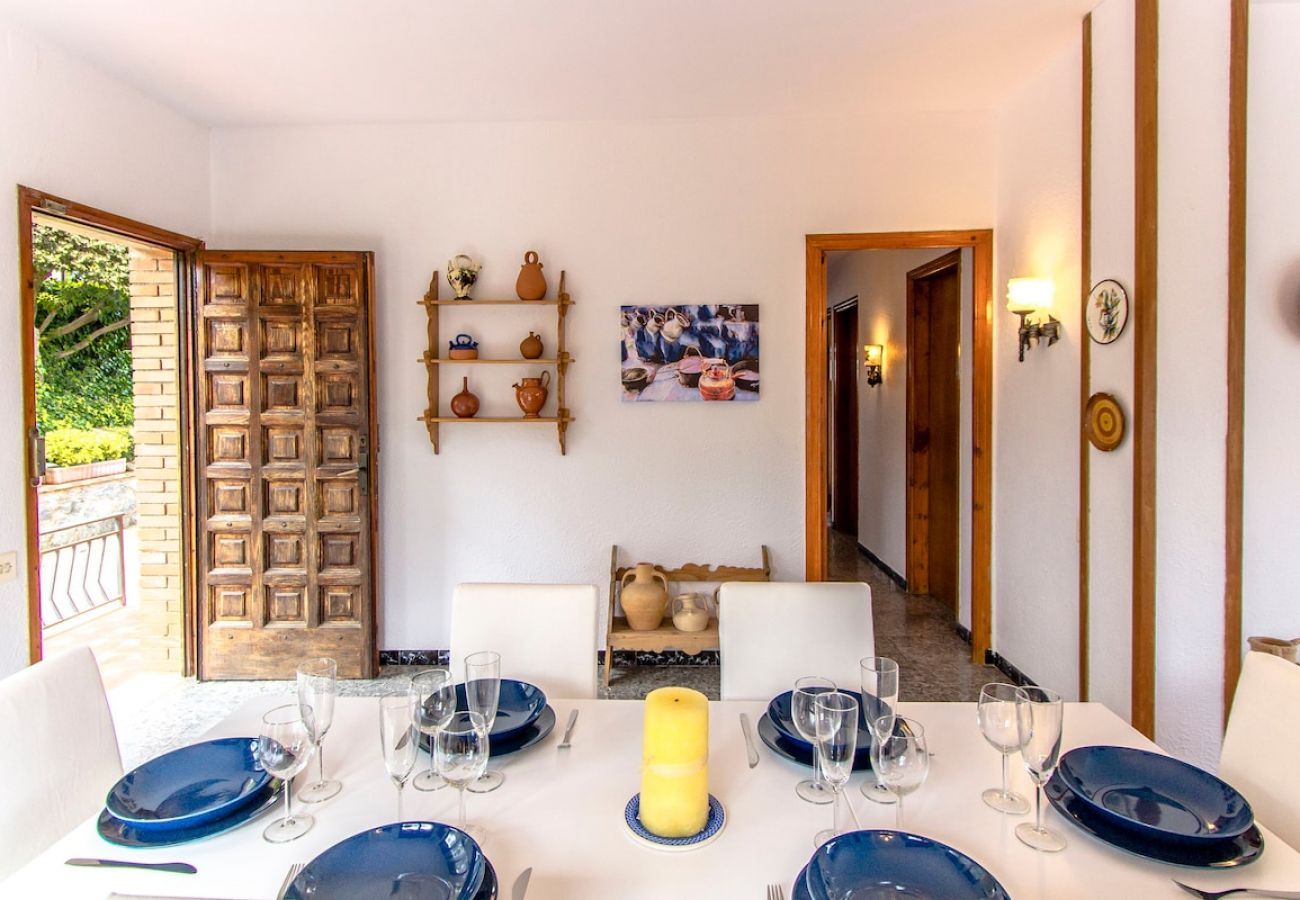 Villa à Sant Cugat del Vallès - Super Sant Cugat avec piscine à seulement 15 km de Barcelone !
