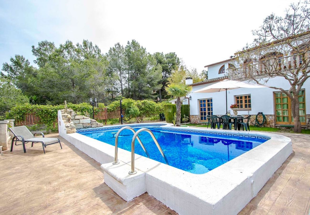 Villa à Castellet i la Gornal -  Élégance tentante - à 10 minutes des plages de la Costa Dorada!