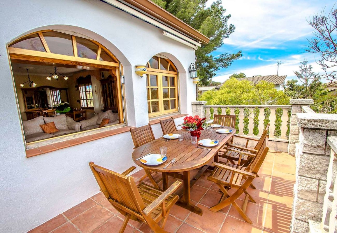 Villa à Castellet i la Gornal -  Élégance tentante - à 10 minutes des plages de la Costa Dorada!