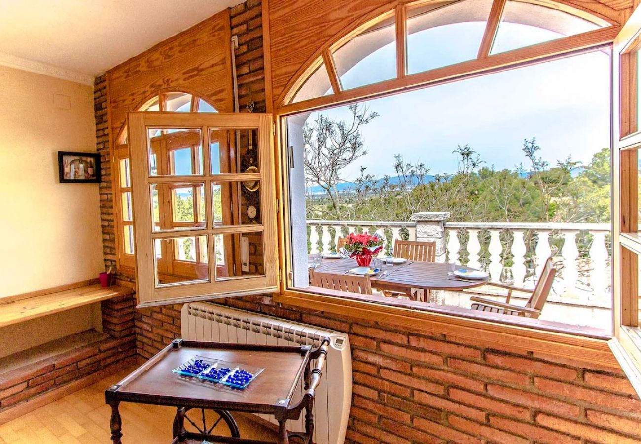 Villa à Castellet i la Gornal -  Élégance tentante - à 10 minutes des plages de la Costa Dorada!