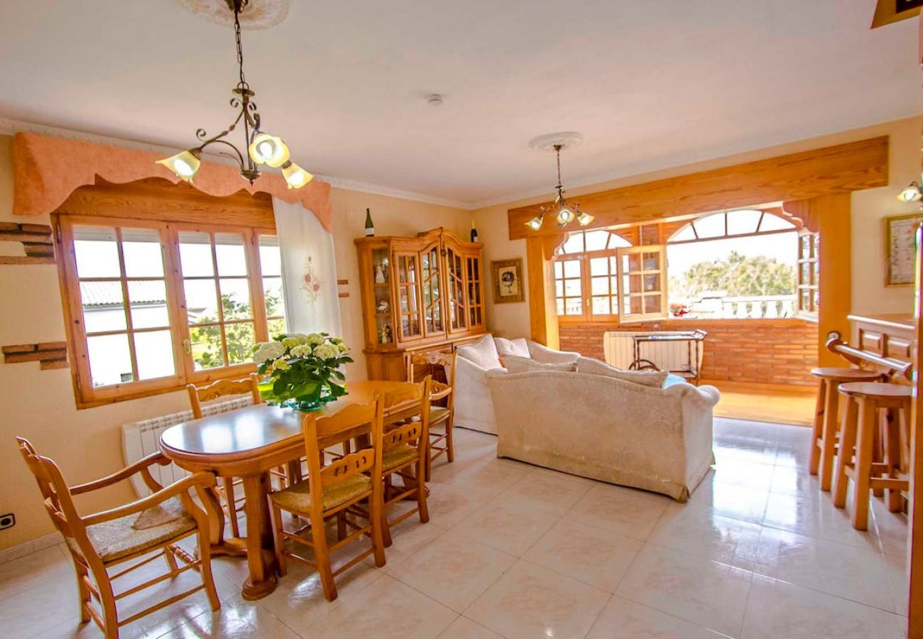 Villa à Castellet i la Gornal -  Élégance tentante - à 10 minutes des plages de la Costa Dorada!
