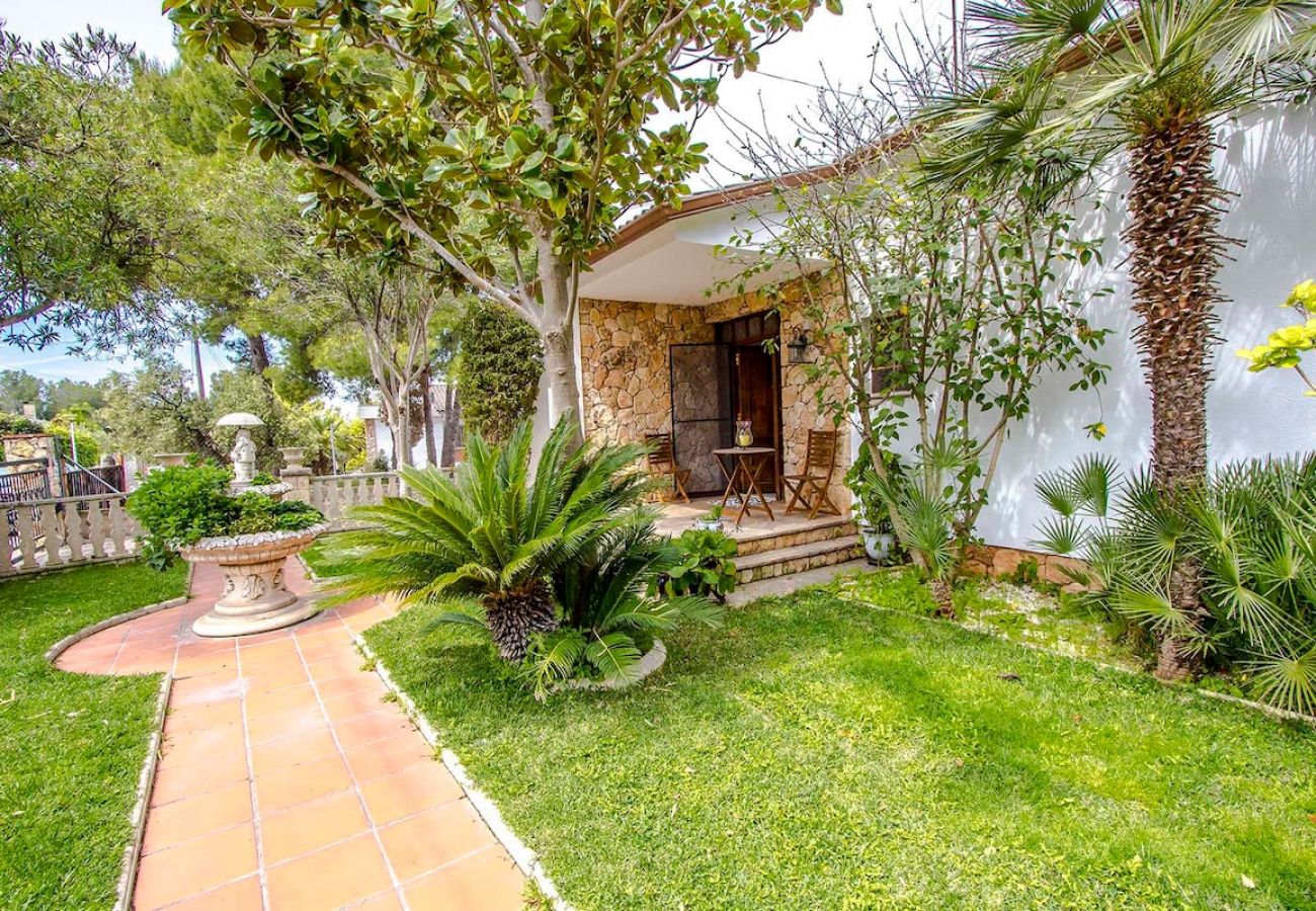 Villa à Castellet i la Gornal -  Élégance tentante - à 10 minutes des plages de la Costa Dorada!
