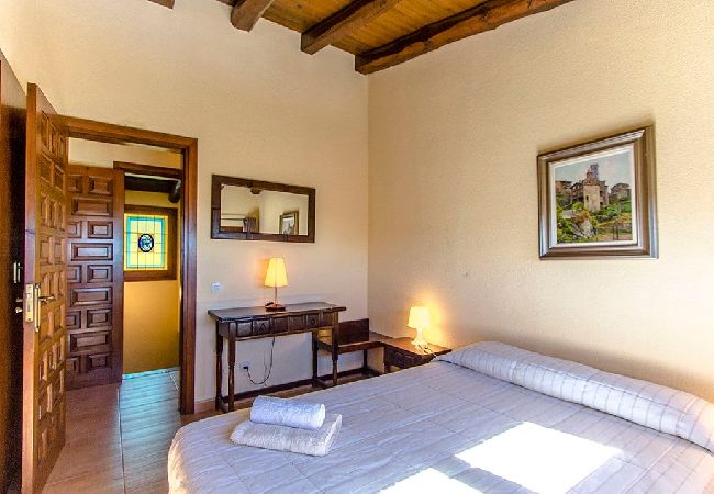 Villa à Sant Pere de Vilamajor - Nature et tranquillité pour 24 personnes - à 30 km de la plage ! Villa à Sant Pere de Vilamajor - Nature et tranquillité pour 24 personnes - à 30 km de la plage !