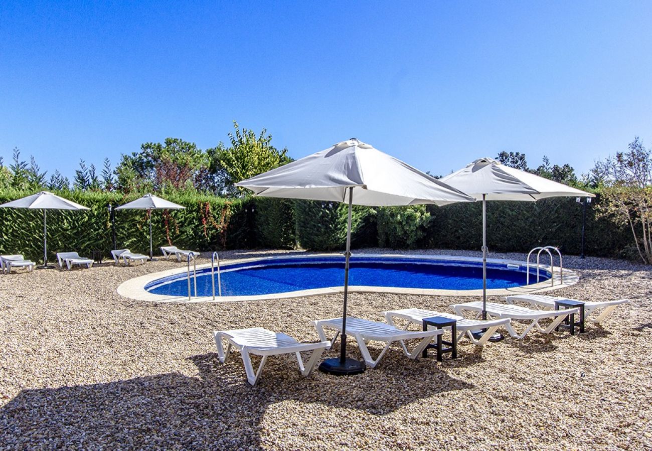 Villa à Sant Pere de Vilamajor - Nature et tranquillité pour 24 personnes - à 30 km de la plage !