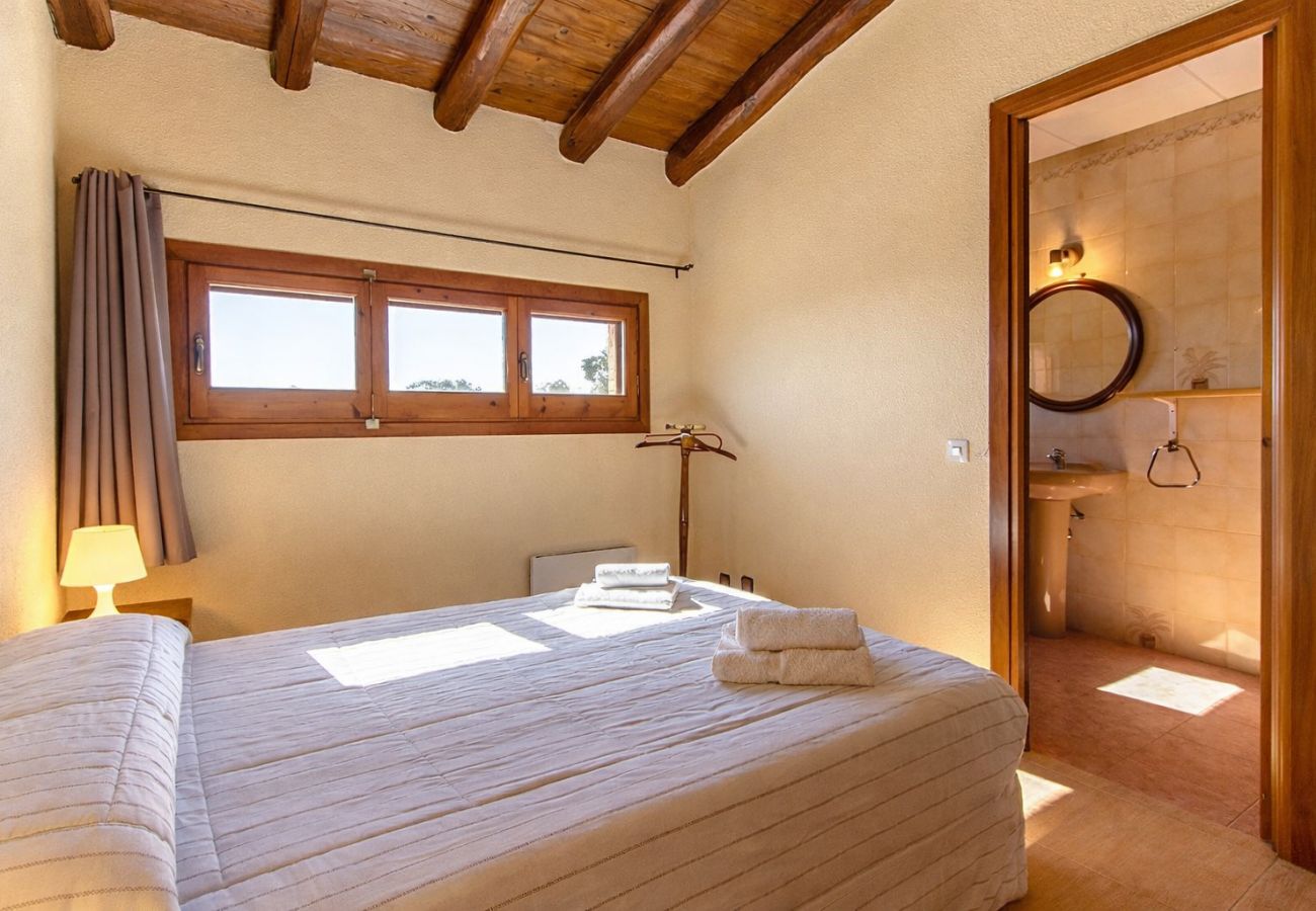 Villa à Sant Pere de Vilamajor - Nature et tranquillité pour 24 personnes - à 30 km de la plage !