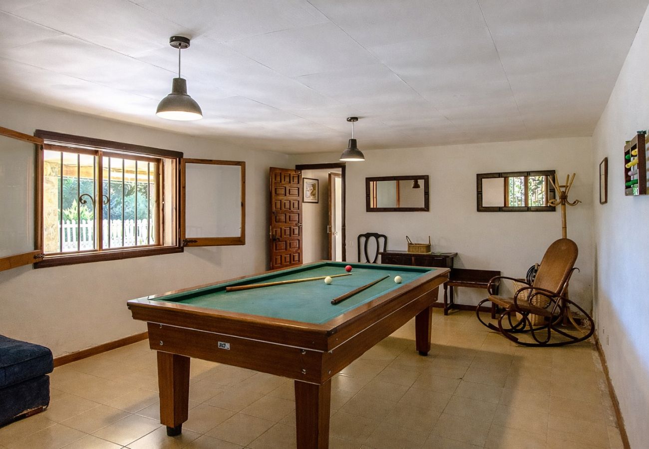 Villa à Sant Pere de Vilamajor - Nature et tranquillité pour 24 personnes - à 30 km de la plage !