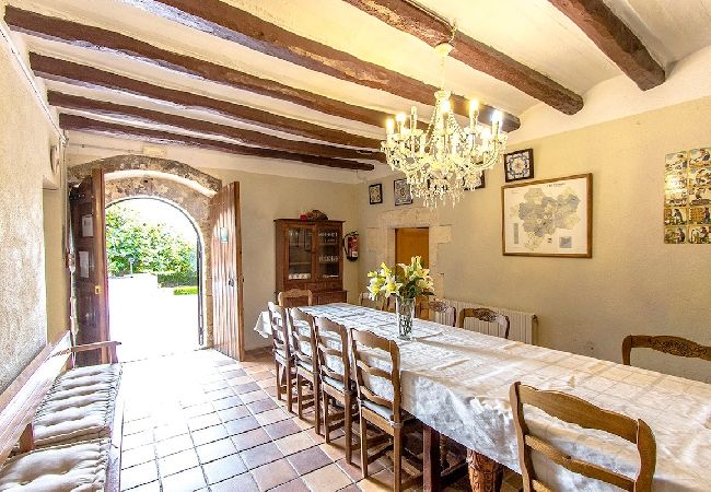 Villa à Castellet i la Gornal - Château de campagne pour 22 personnes - proche de Sitges ! Villa à Castellet i la Gornal - Château de campagne pour 22 personnes - proche de Sitges !