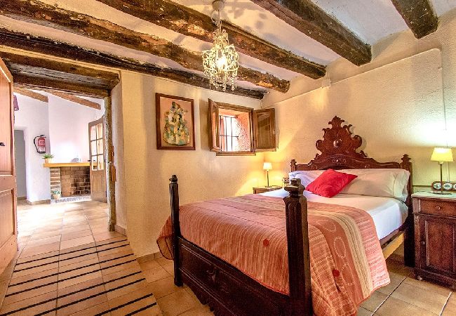 Villa à Castellet i la Gornal - Château de campagne pour 22 personnes - proche de Sitges ! Villa à Castellet i la Gornal - Château de campagne pour 22 personnes - proche de Sitges !