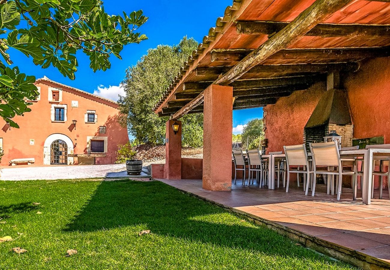 Villa à Castellet i la Gornal - Château de campagne pour 22 personnes - proche de Sitges !