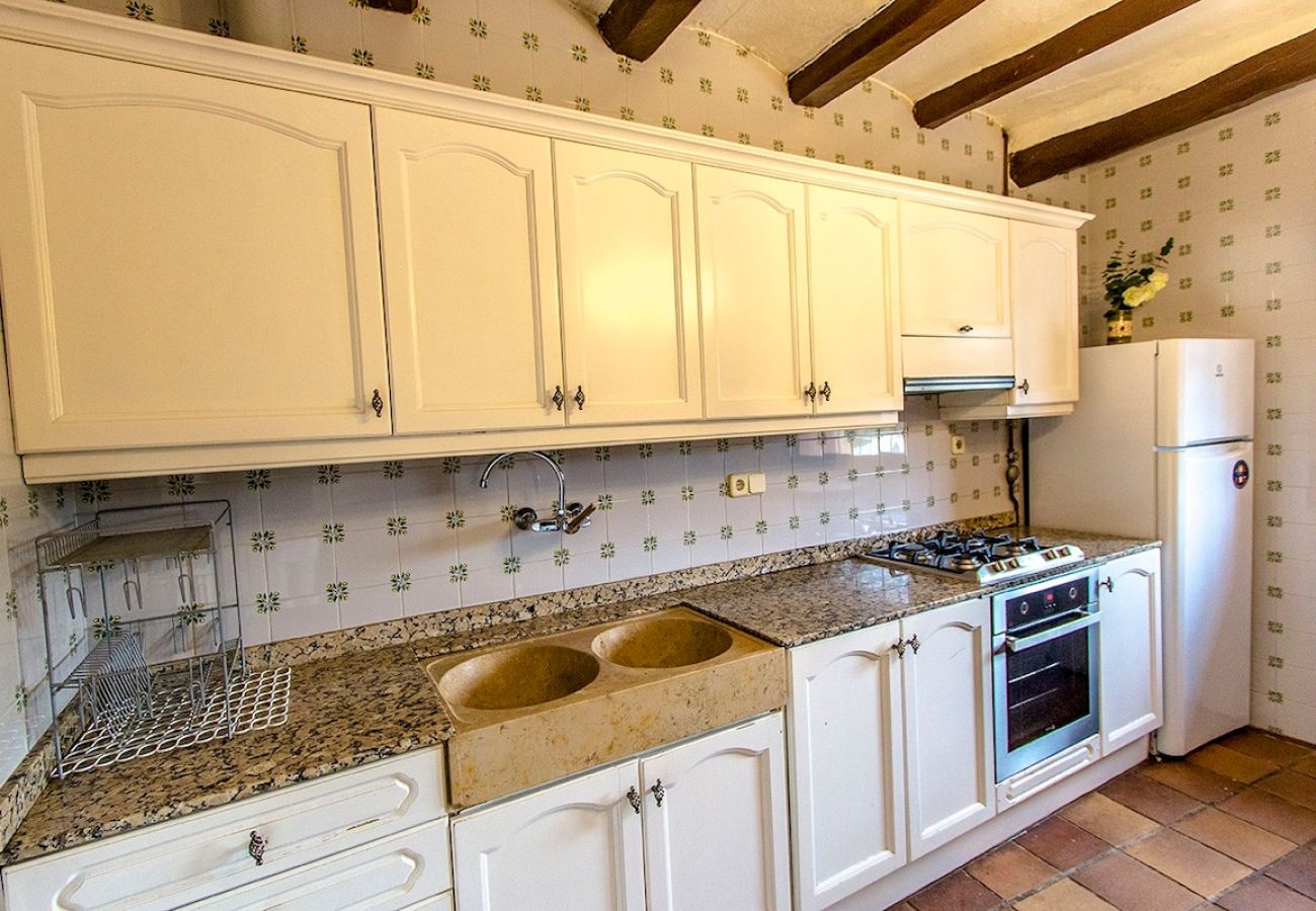 Villa à Castellet i la Gornal - Château de campagne pour 22 personnes - proche de Sitges !