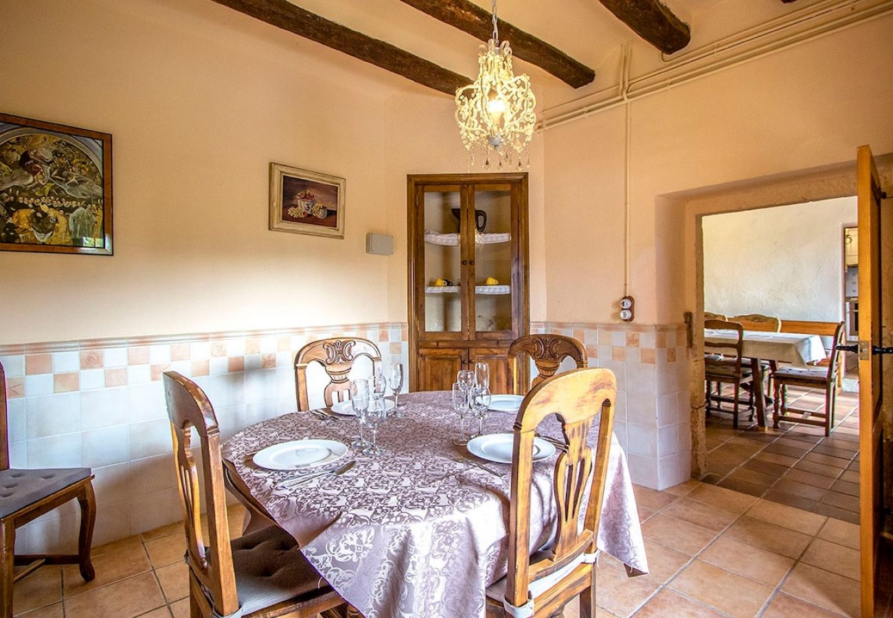 Villa à Castellet i la Gornal - Château de campagne pour 22 personnes - proche de Sitges !