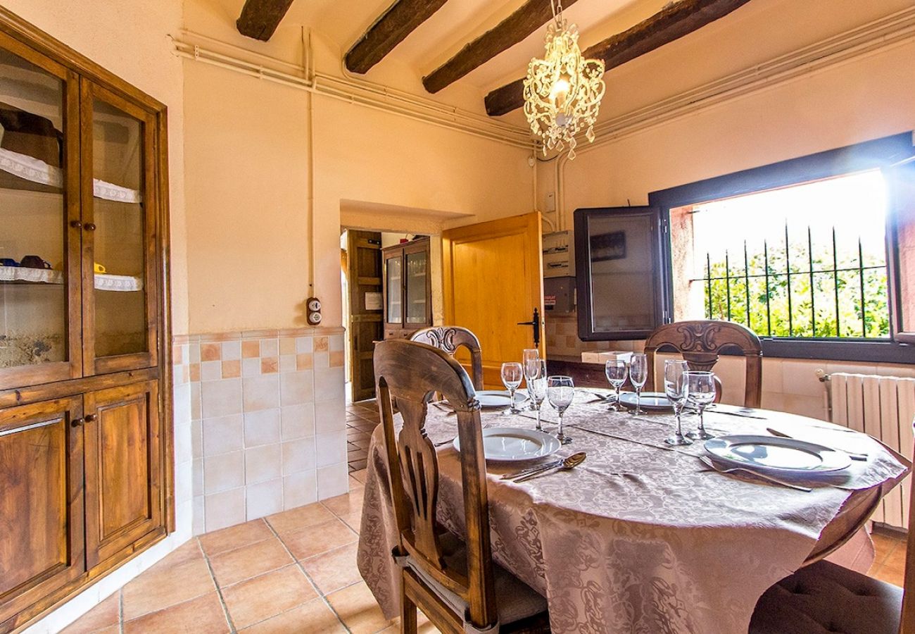 Villa à Castellet i la Gornal - Château de campagne pour 22 personnes - proche de Sitges !