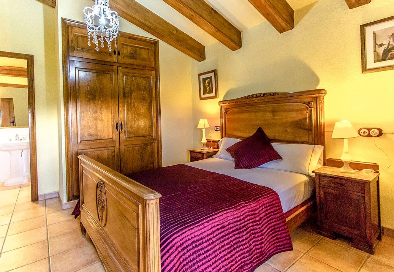 Villa à Castellet i la Gornal - Château de campagne pour 22 personnes - proche de Sitges !