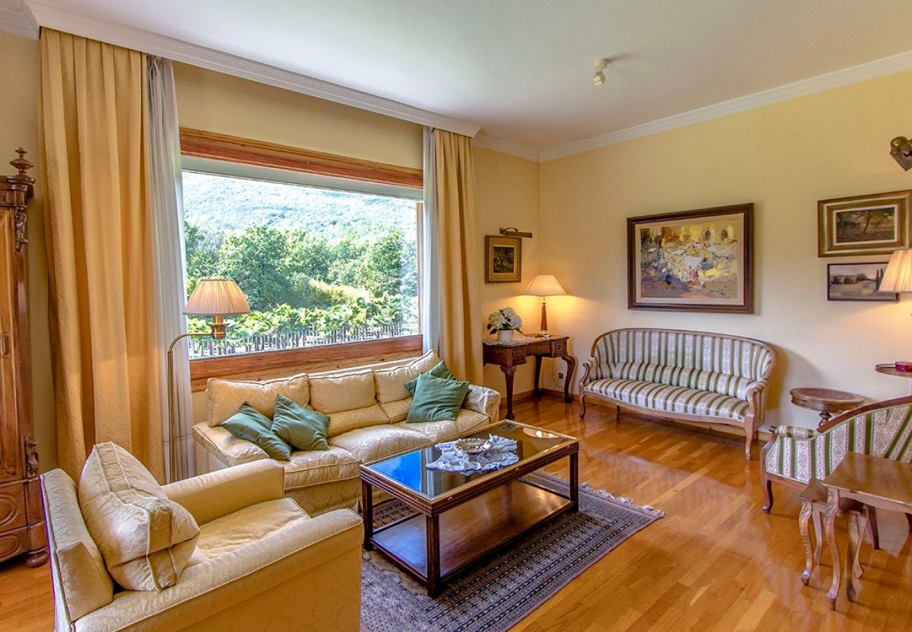 Villa à Gerone/Girona - Villa pittoresque dans la campagne de la Costa Brava.
