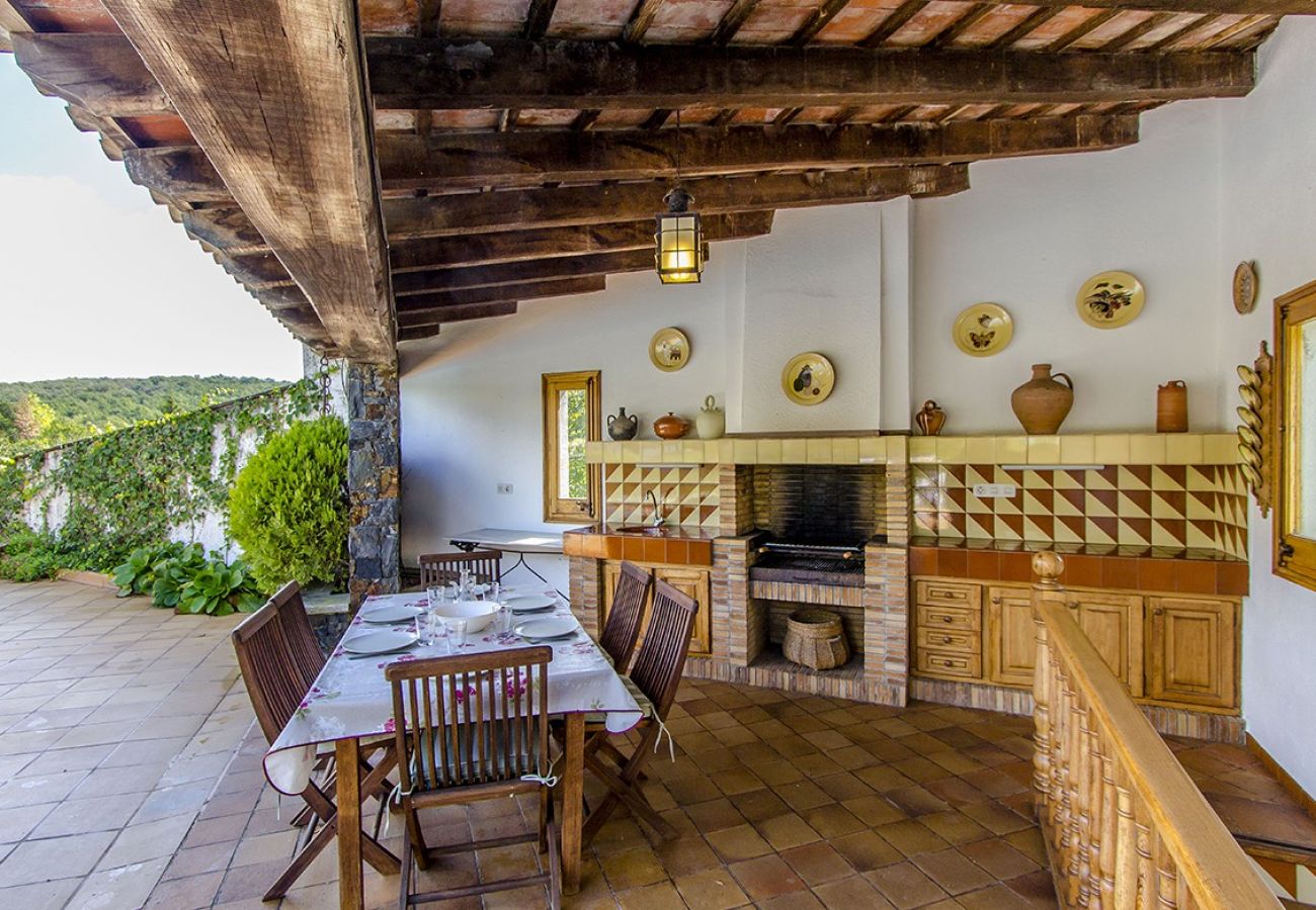 Villa à Gerone/Girona - Villa pittoresque dans la campagne de la Costa Brava.