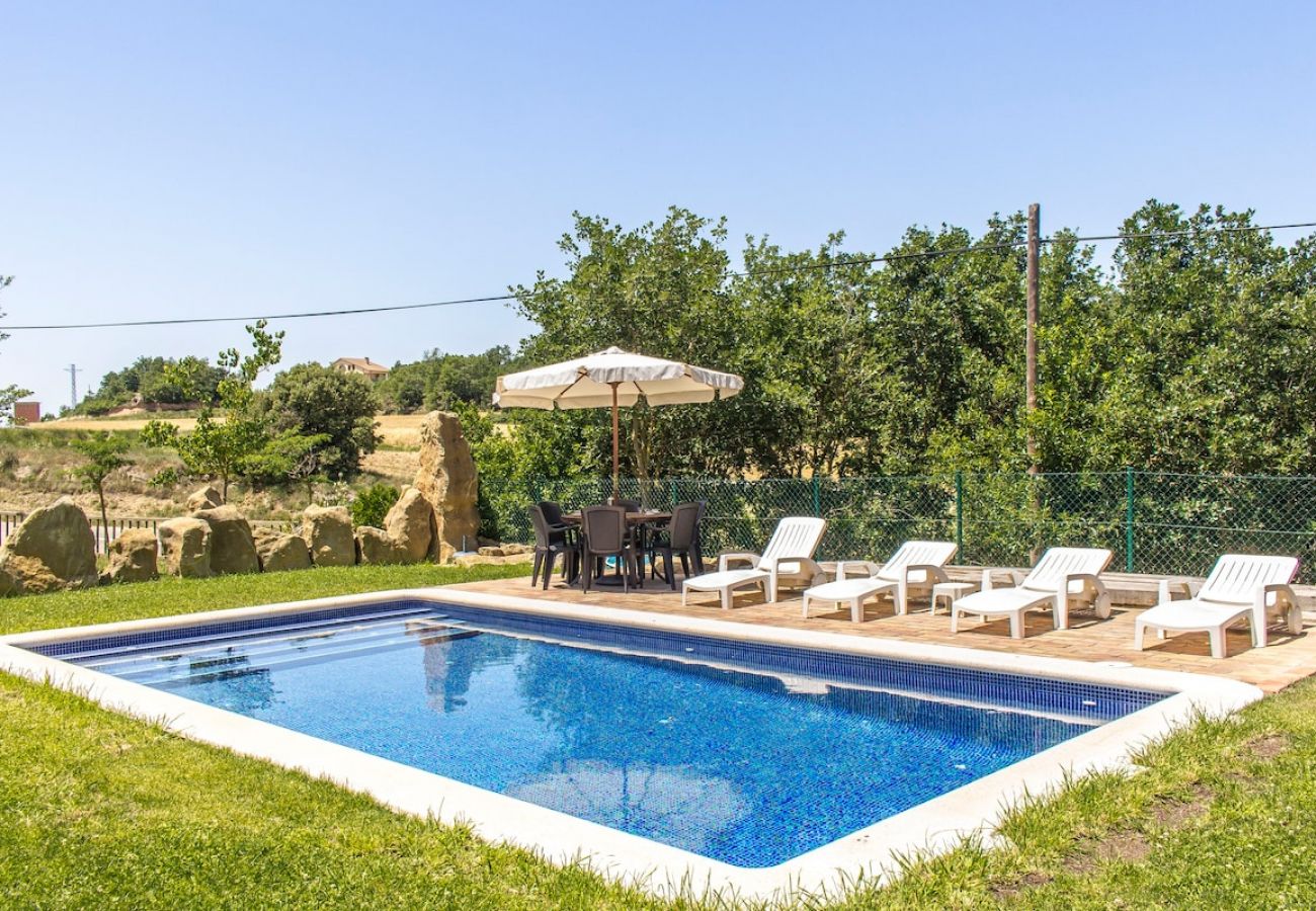 Villa à Llobera -  Villa rustique en campagne catalane avec piscine privée!