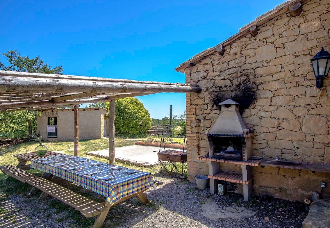 Villa à Llobera -  Villa rustique en campagne catalane avec piscine privée!