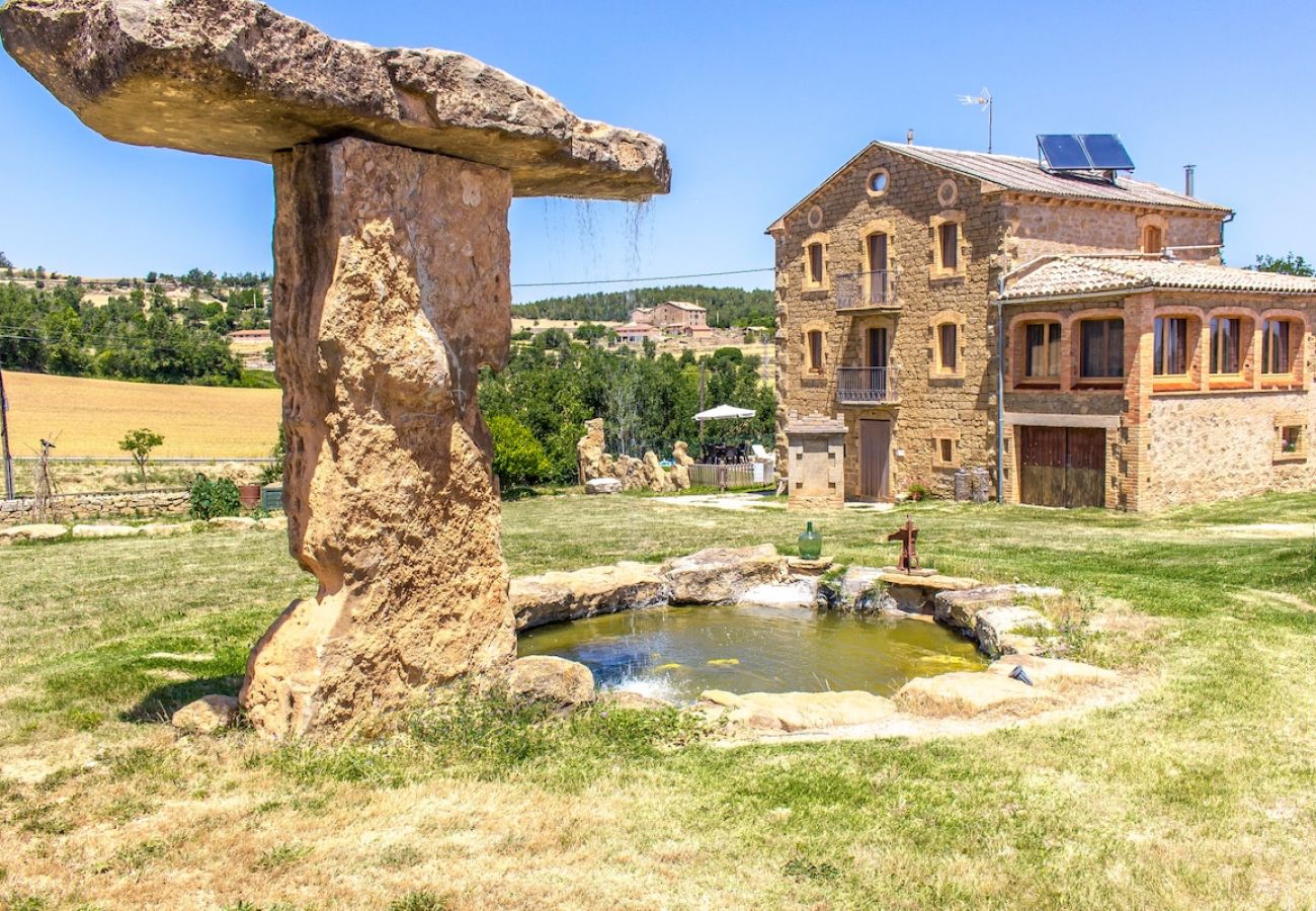 Villa à Llobera -  Villa rustique en campagne catalane avec piscine privée!