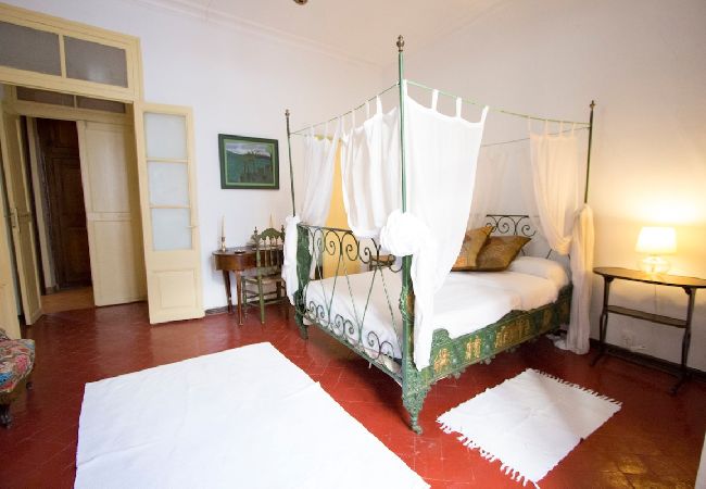 Villa à Banyeres del Penedès - Impressionnant et Idyllique manoir 39 personnes  Villa à Banyeres del Penedès - Impressionnant et Idyllique manoir 39 personnes