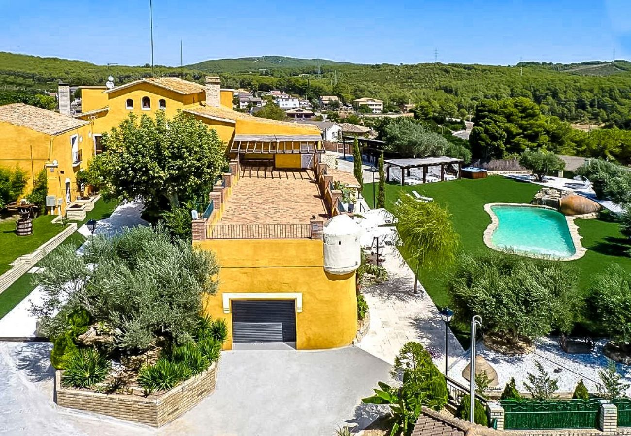 Villa à Olerdola - Divin et Délicieux pour 24 convives-12km de Sitges ! 