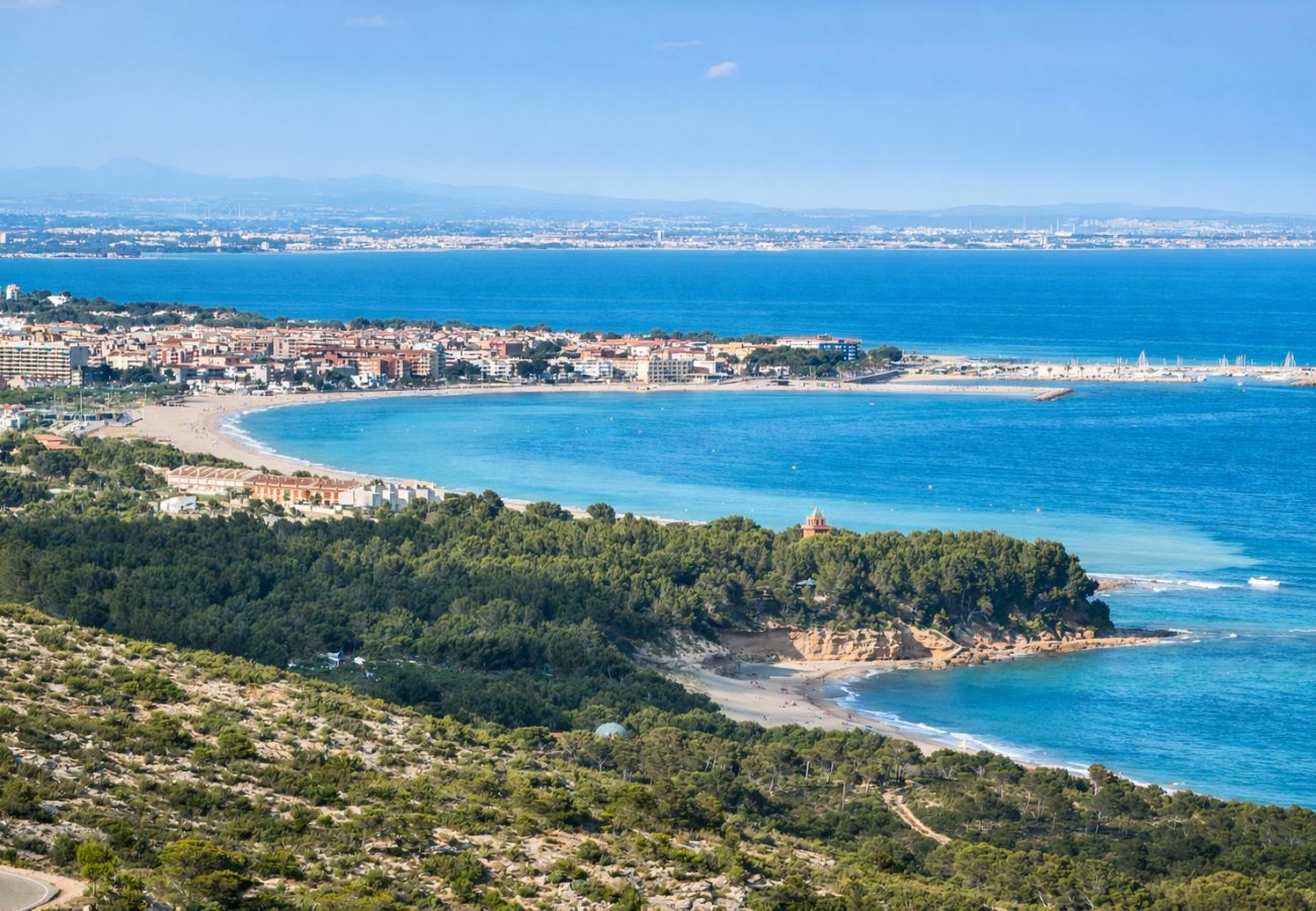 Villa à Miami Playa -  À pied du village et à 200m de la plage isolée !