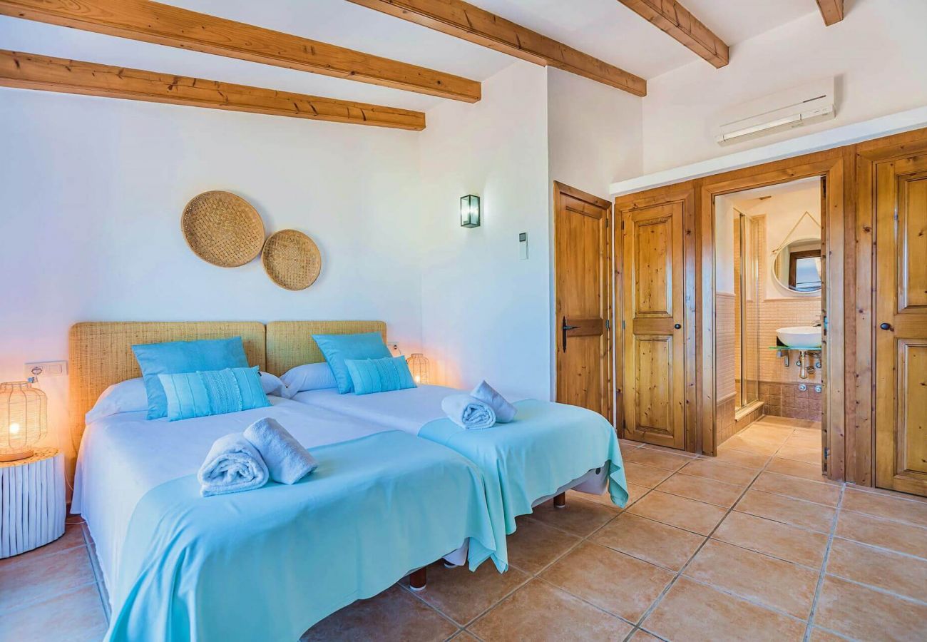 Villa à Majorque/Mallorca -  Villa rustique près des plages de Puerto Pollensa!