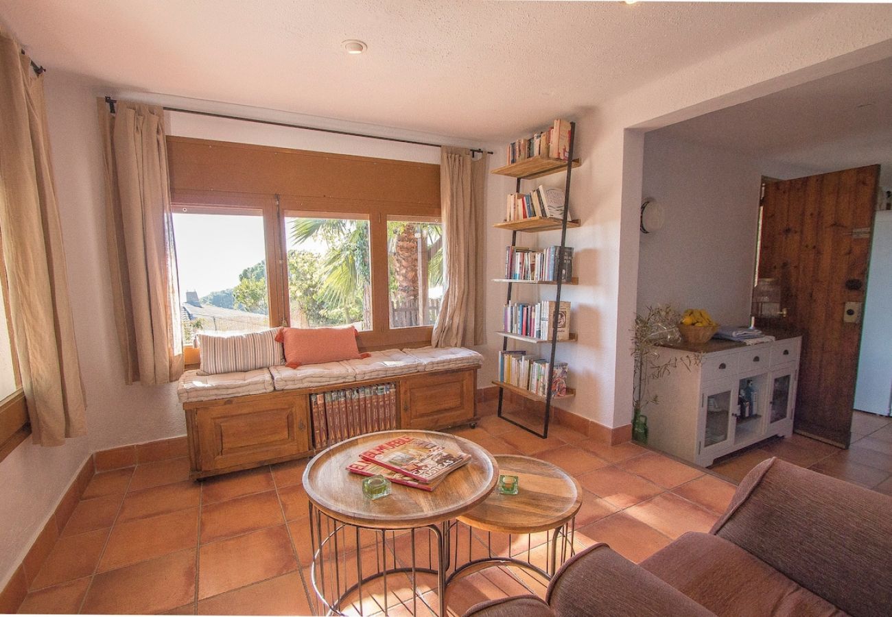 Villa à Sant Cebrià de Vallalta - Élégance sophistiquée et vues proches de BCN ! 