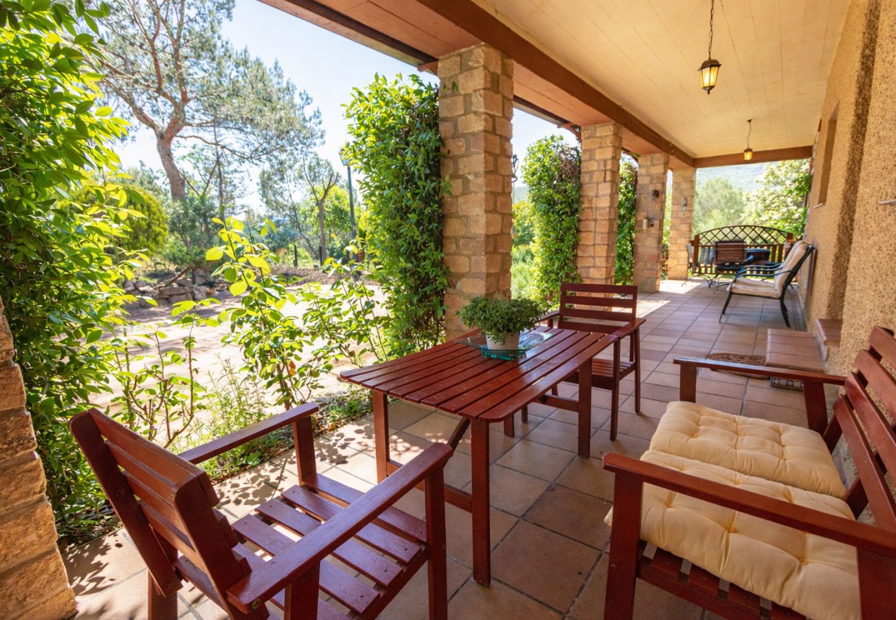 Villa à Vacarisses -  Perfection paisible - à seulement 30 km de Barcelone!