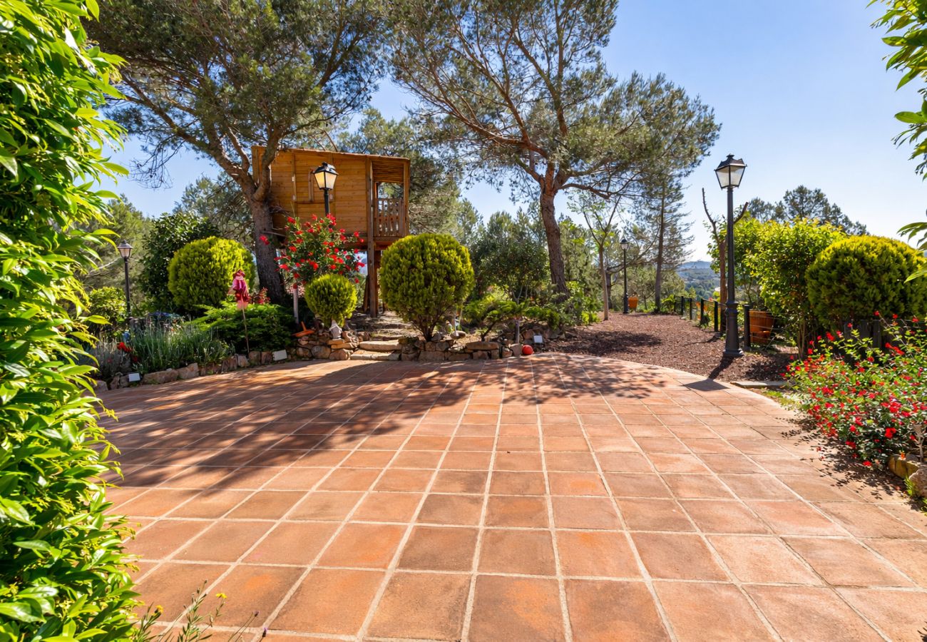 Villa à Vacarisses -  Perfection paisible - à seulement 30 km de Barcelone!