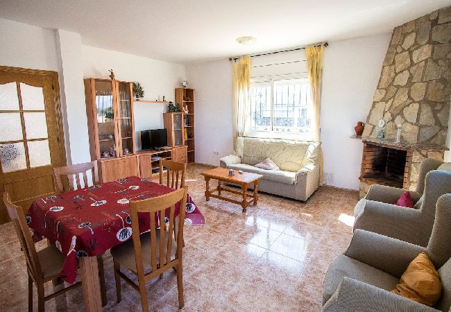 Villa à Lloret de Mar -  Journées paresseuses à Lloret de Mar avec piscine privée ! Villa à Lloret de Mar -  Journées paresseuses à Lloret de Mar avec piscine privée !