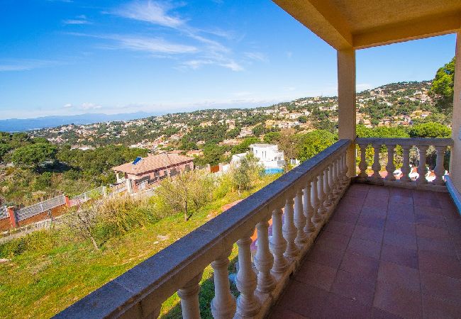 Villa à Lloret de Mar -  Journées paresseuses à Lloret de Mar avec piscine privée !