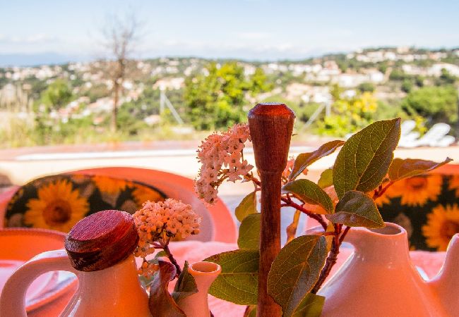 Villa à Lloret de Mar -  Journées paresseuses à Lloret de Mar avec piscine privée ! Villa à Lloret de Mar -  Journées paresseuses à Lloret de Mar avec piscine privée !