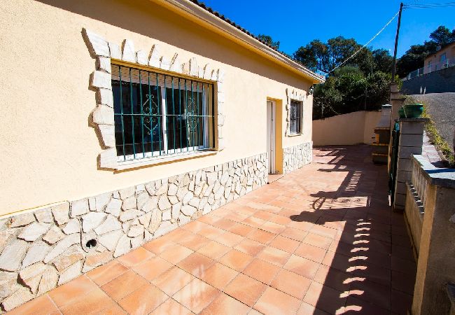 Villa à Lloret de Mar -  Journées paresseuses à Lloret de Mar avec piscine privée ! Villa à Lloret de Mar -  Journées paresseuses à Lloret de Mar avec piscine privée !