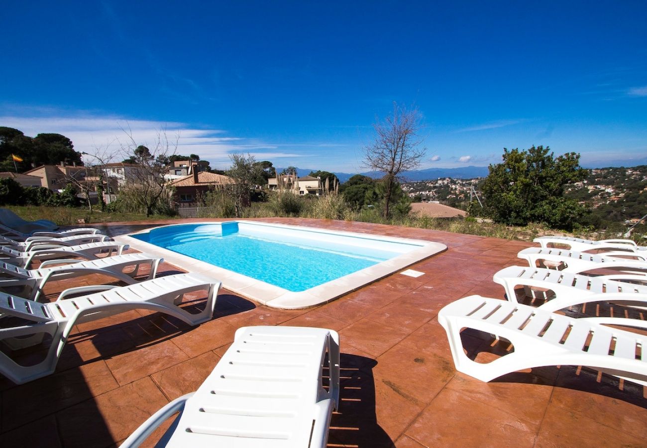 Villa à Lloret de Mar -  Journées paresseuses à Lloret de Mar avec piscine privée !