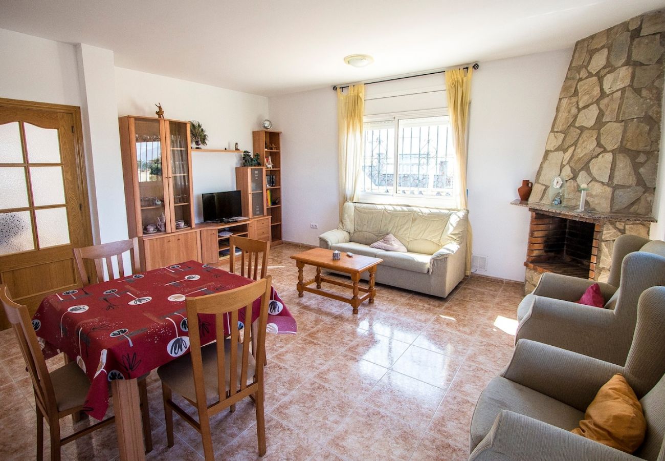 Villa à Lloret de Mar -  Journées paresseuses à Lloret de Mar avec piscine privée !