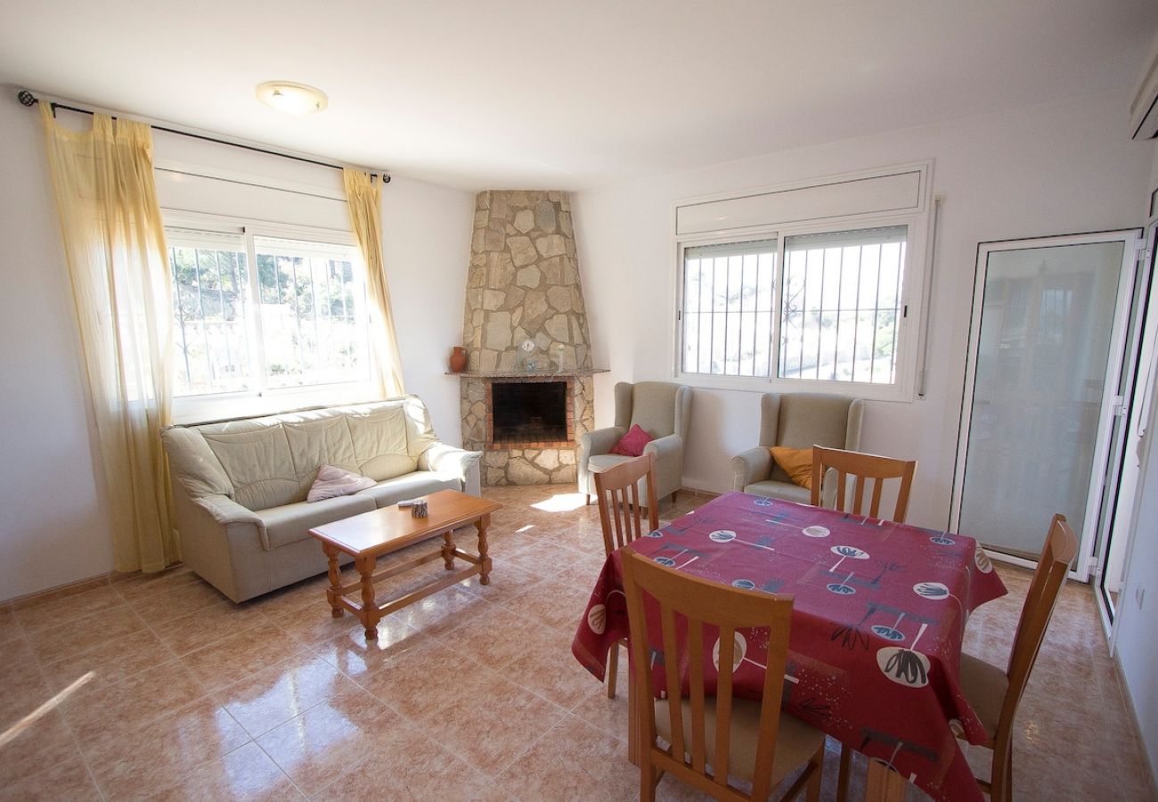 Villa à Lloret de Mar -  Journées paresseuses à Lloret de Mar avec piscine privée !