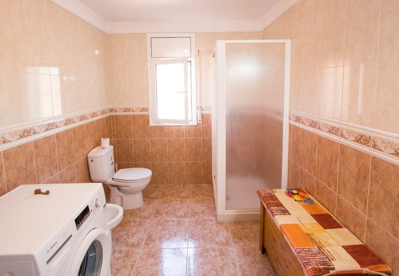 Villa à Lloret de Mar -  Journées paresseuses à Lloret de Mar avec piscine privée !