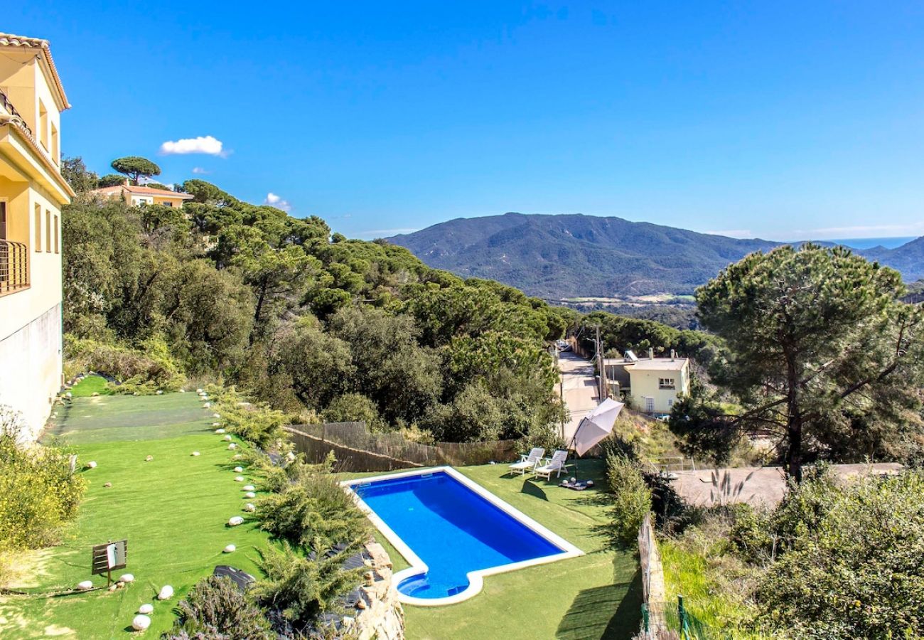 Villa à Tossa de Mar - Villa charmante à 4km de la plage.