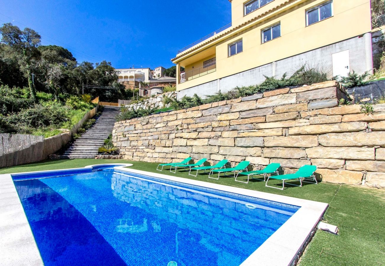 Villa à Tossa de Mar - Villa charmante à 4km de la plage.