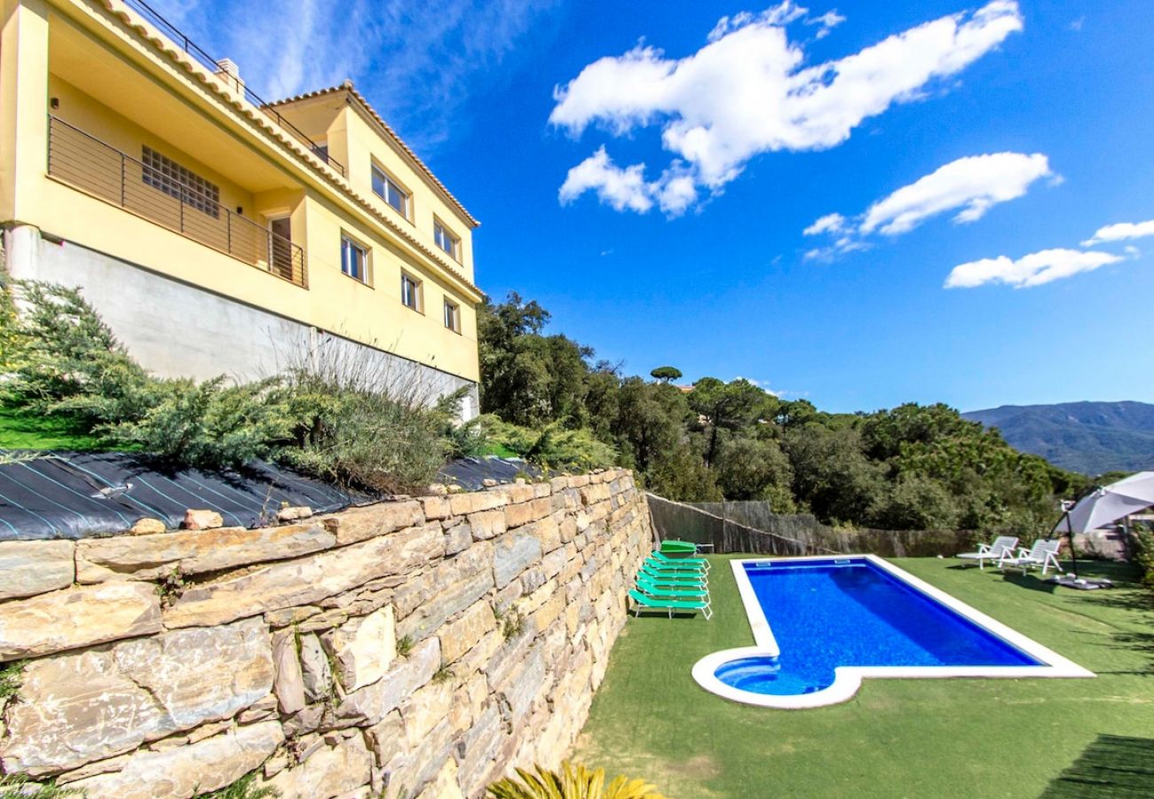 Villa à Tossa de Mar - Villa charmante à 4km de la plage.