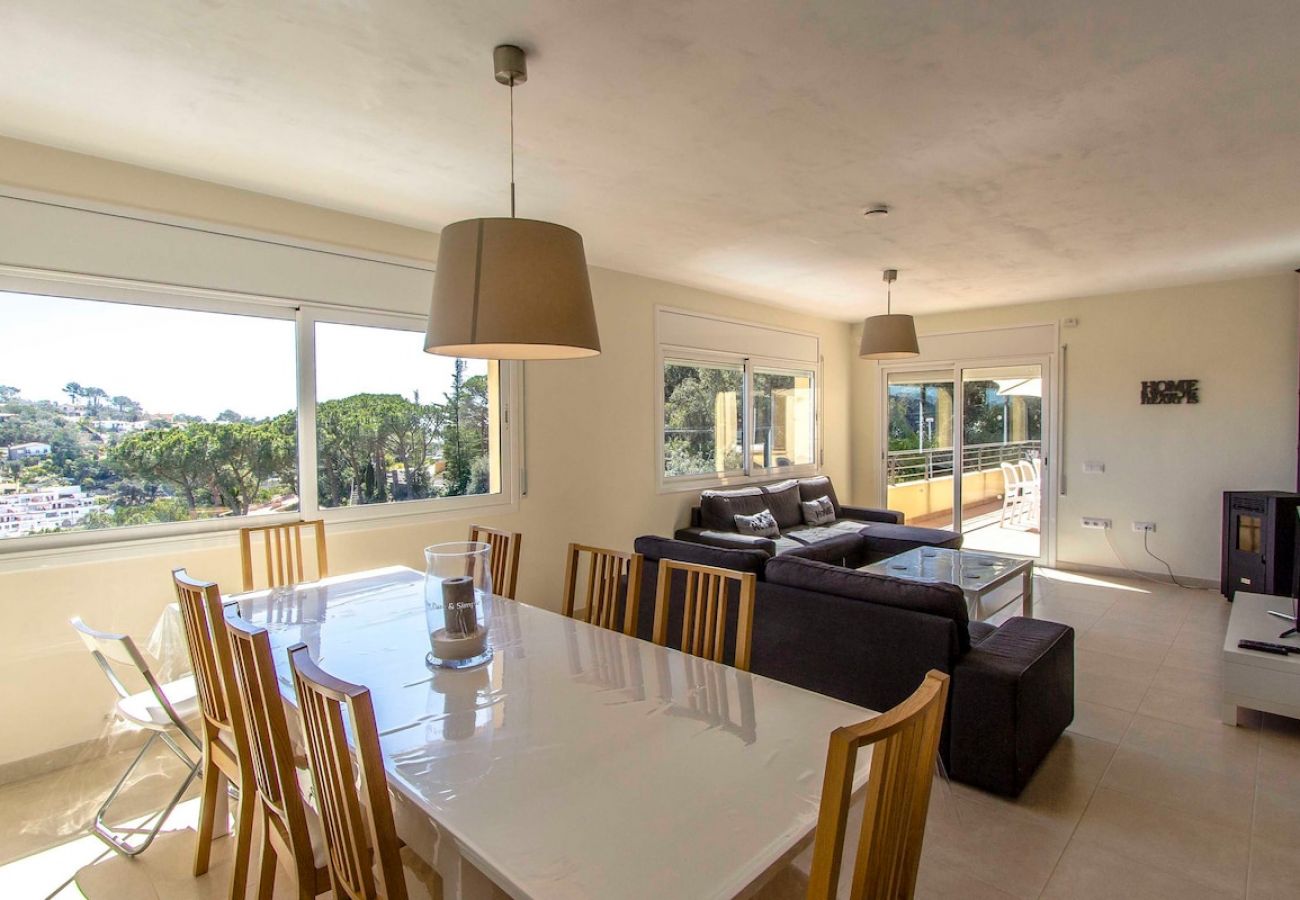 Villa à Tossa de Mar - Villa charmante à 4km de la plage.